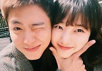 수지, 박보검과 초밀착 셀카 공개…연인 다운 훈훈한 분위기