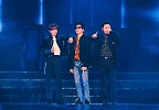 에픽하이, 관객 떼창 부른 콘서트…싸이·박재범·십센치 게스트 출연