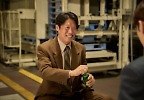 ‘소주전쟁’ 유해진X이제훈, 묘한 긴장감 감도는 술자리