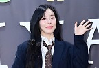 티파니 영 \'설레는 눈맞춤\'