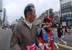 마라톤 뛰는 허재 옆 \'깜짝 등장\' 이봉주…허리 굽었던 난치병 극복 근황