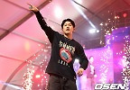 애프터 파티 뜨겁게 달구는 크러쉬 