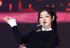 피프티피프티 아테나 \'신비로운 분위기\'