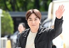 황제성 \'황제파워 출근해요\'