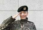 \'퀸연아\' 품 안긴 고우림, 감격 소감 \