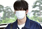 TXT 수빈, 마스크를 쓰고 있어도 훈훈한 눈빛 