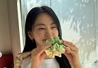 안소희, 러블리 미소