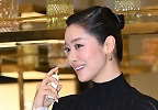 차주영, 꽃미소와 함께하는 향기 