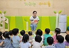 \'3개 국어\' 우혜림, 뜻깊은 재능기부에 함박웃음  \