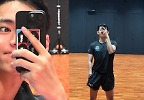BTS 뷔, 짧은 머리→흑복 셀카까지…전역 기념 사진 대방출