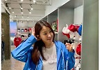 \'이혼\' 이시영, 子 선물에 그저 행복한 미소만