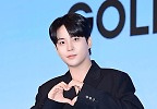 에이티즈 종호 \'에이티니 사랑해요\'