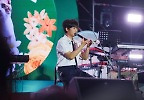 정승환, 여름 감성 물들이다…‘뷰민라 2025’ 헤드라이너 장식