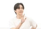 이준호 ‘오랜만에 보는 반가운 팬들’
