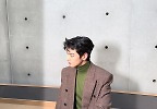 차은우, 남신 강림…청바지부터 가죽팬츠까지 \'완벽\'