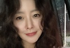 ‘49세’ 김희선, 나이 잊은 초동안 셀카 공개···역시 ‘세기의 미녀’