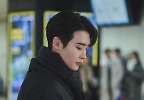 변호사 된 이종석, 퇴근길 포착…리얼한 혼술까지