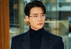 ‘서초동’ 이종석 변호 주저