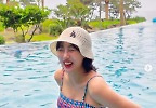 ‘쌍둥이 임신’ 임라라, 수영복 입고 수줍게 뽐낸 ‘D라인’..여전히 날씬하네