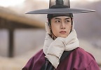 \'남주의 첫날밤\' 옥택연, 종영 앞두고 비하인드 컷 대방출