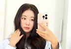 \'47세\' 김사랑, 청순미 가득 동안 \'셀카\'…뱀파이어급 미모 