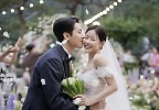 박하나, 뒤늦게 직접 공개하는 김태술과의 “영화 같던” 결혼식 사진