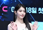 샤오팅, 화사한 마스터의 양손인사 