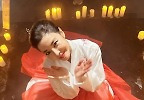 \'신명\' 김규리 무당 됐네…피 눈물 충격 \