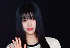 이즈나 코코, 눈에 확 띄는 존재감 