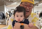\'가족 절연\' 박수홍, 딸 재이에 할아버지 생겼다...\