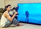 손석구, 거실에서 난닝구 입고 게임 삼매경…… 진정한 마니아의 모습