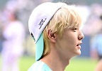  TXT 수빈 \'조각같은 옆라인\'