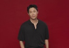 진선규 \'포즈는 시크하게\'