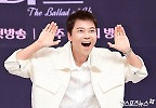전현무 \'열려 있는 탑백귀\'