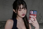 장원영, 민소매 패션 \'파격\'…\