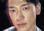 정지훈 \'차가운 눈빛\'