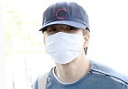 트레저 윤재혁 ‘달달한 눈맞춤 인사’