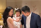 이시원, 시상식 같은 딸 돌잔치…\'서울대 동문\' ♥남편도 공개 