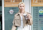 스트레이키즈 필릭스 \'멋진 출국인사\'