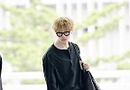 스트레이 키즈 아이엔 ‘워커로  힙한 패션 완성’