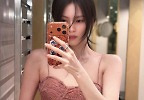 한소희, 칸에서도 치명적인 매력…드레스보다 화려한 비주얼 