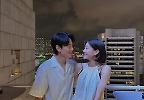 이현이, 두 아들 없이 ♥홍성기와 홍콩 여행…결혼 14년 차에도 \'꿀 뚝뚝\' 