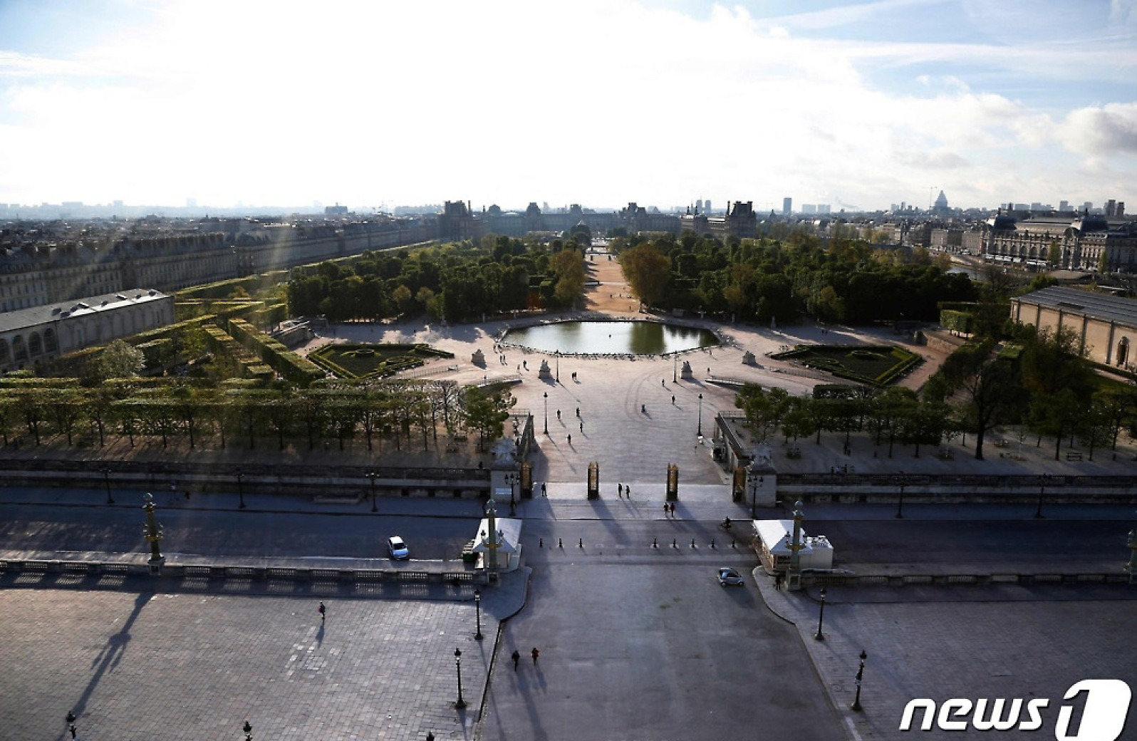 [포토] 파리 올림픽 성화 타오를 '튈르리 정원'