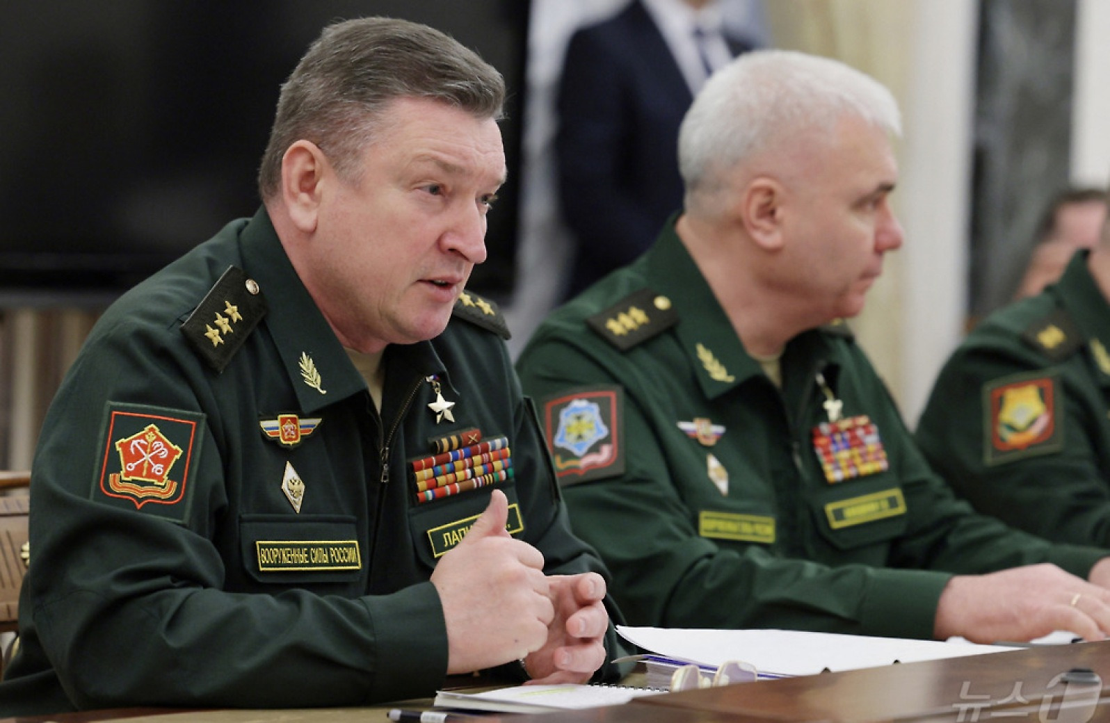 방산 육성 회의 참석한 라핀 러시아 중부군 사령관