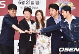 '으라차차 만수로' 첼시 로버스, 韓 입국..'전설' 김병지X이천수 만난다 
