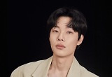 '인간실격' 류준열 "전도연 선배와 모든 순간 즐거웠다"
