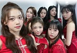 '방과후 설렘' 데뷔조 클라씨, 시작부터 꽃길..강렬한 'SURPRISE'