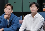 '방구석1열' 김동완 "직접 작곡한 노래로 짝사랑 성공"
