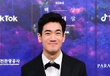  "이것도 현실" 변화 속 역대급 감동 터진 연극상