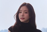 길고 긴 혹평 이겨낸 손나은 “‘가족X멜로’ 호평 받고 울었잖아요” 